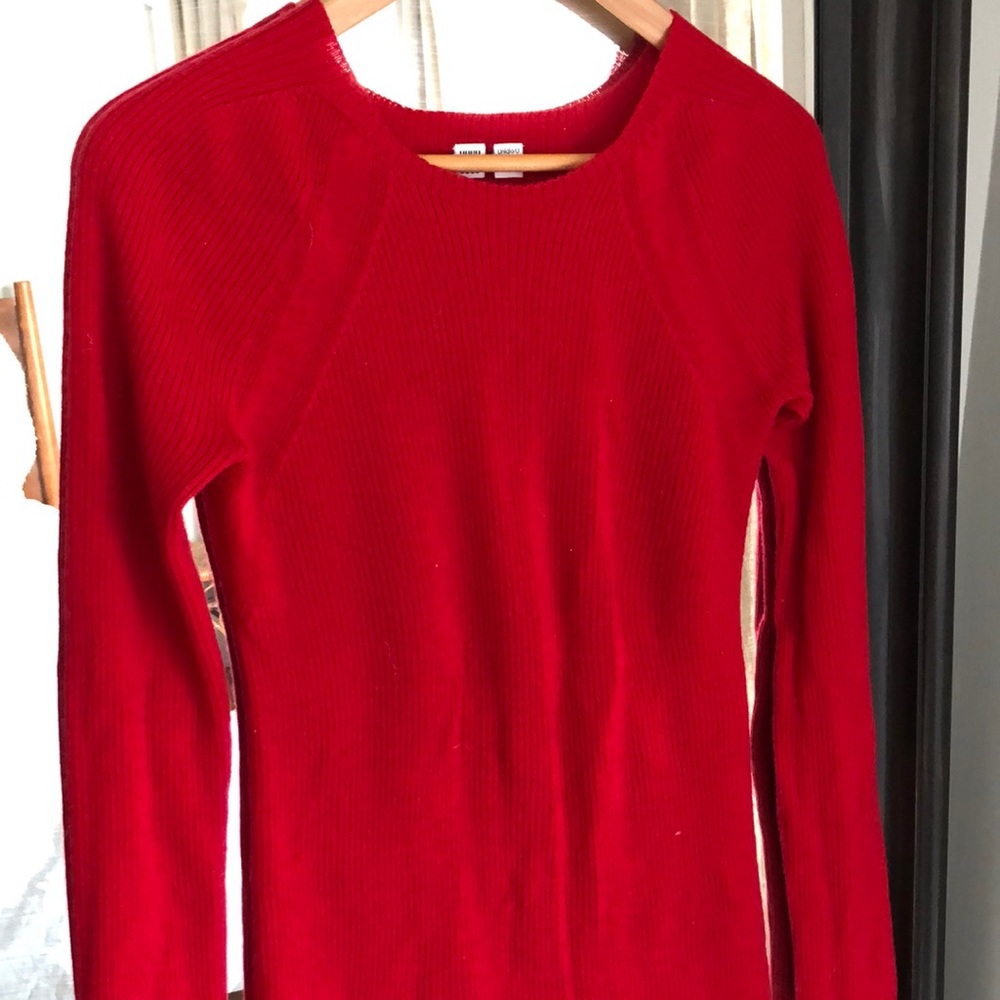 UNIQLO red wool sweater